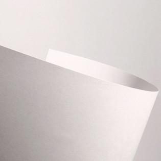 KARTON OZDOBNY A4 GŁADKI BIAŁY 20ARK.250G 