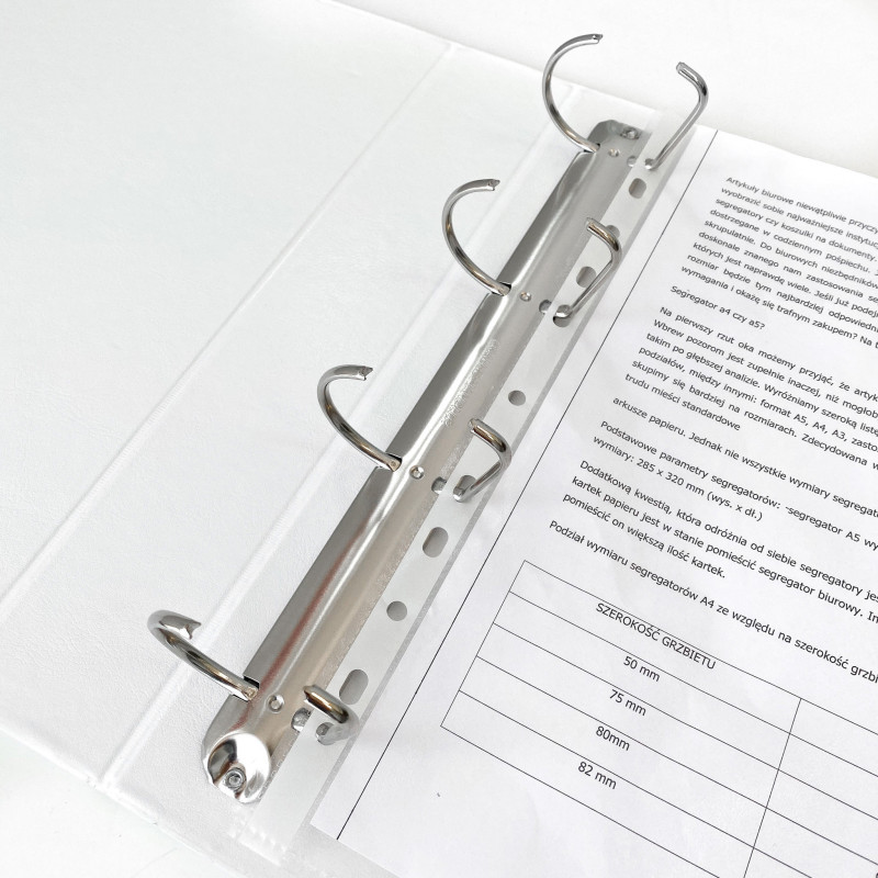 SEGREGATOR ESSELTE 4 RINGI 60MM CZERWONY 82403