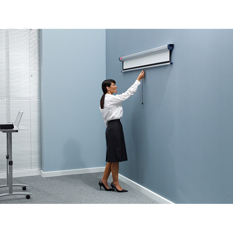 Ekran projekcyjny NOBO, ścienny, 4:3,2400x1813mm, biały