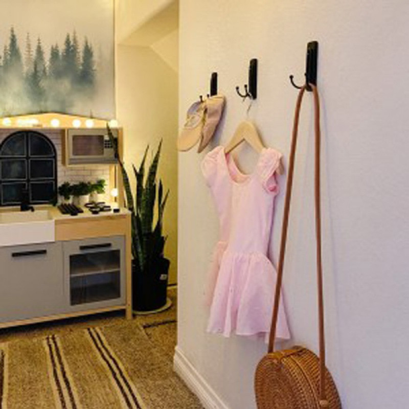 Duży podwójny haczyk COMMAND, 1 haczyk + 1 mały pasek, czarny