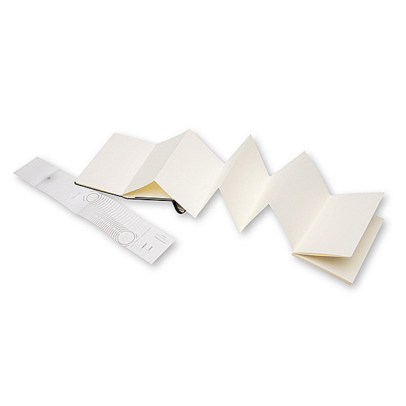 Album MOLESKINE Japoński P (9x14cm), harmonijkowy ciąg kartek, twarda oprawa, 60 str., czarny