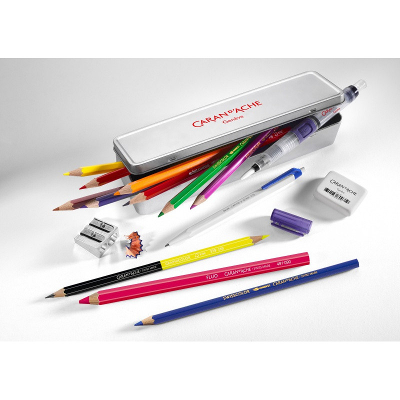 Metalowy piórnik z wyposażeniem BTS CARAN D'ACHE, 16 elementów
