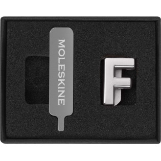 Przypinka MOLESKINE F, srebrna