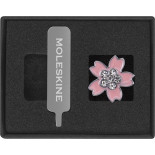 Przypinka MOLESKINE Sakura Pin Crystal Flower 2025, różowa