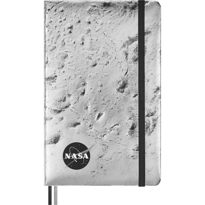 Zestaw MOLESKINE NASA: 2 przypinki + 1 notes L w linie + 4 ołówki